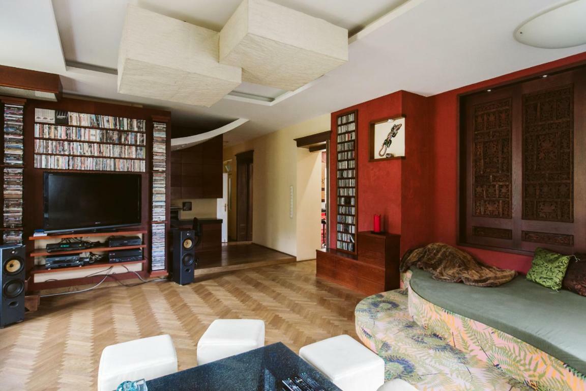 Luxury Apartment View On To The Castle Budapest Exterior photo